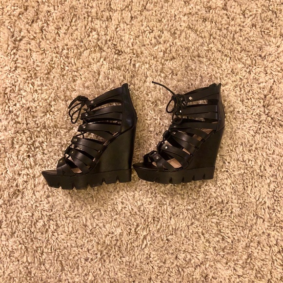 Black lace up open toe wedges size 7 - Picture 1 of 5